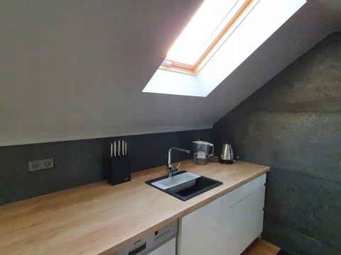 Kamień w rolce Fornir kamienny Naturalny Silver Galaxy 122x244x0,3 cm