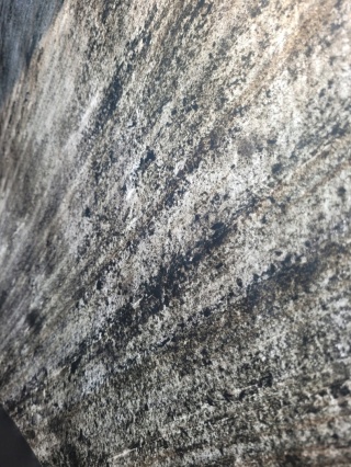 Fornir kamienny Naturalny do podświetlania Line black 122x61x0,2cm