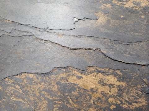 Kamień w rolce Fornir kamienny Naturalny Black Slate Gold 122x61x0,2 cm