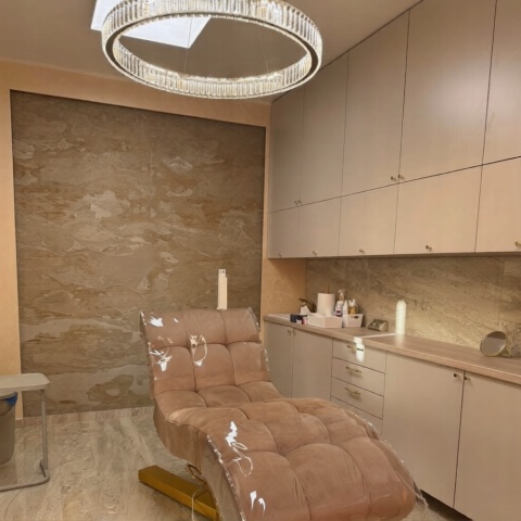 Kamień w rolce Fornir kamienny Naturalny EVORA BEIGE 122x61x0,3 cm