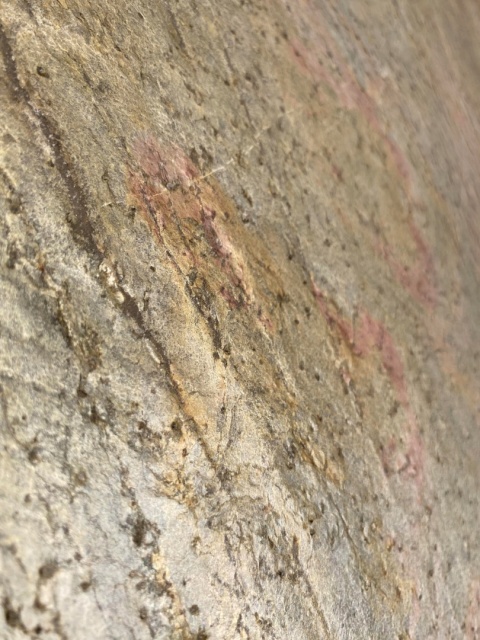 Kamień w rolce Fornir kamienny Naturalny NEVA GOLD 122x244x0,3 cm