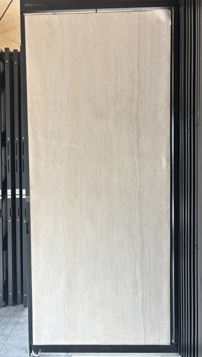 Kamień w rolce Fornir kamienny mineralny TRAWERTYN NATURAL 280x120 PREMIUM