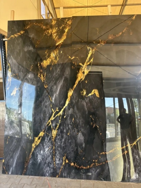 Płyta ŚCIENNA Płyta węglowa PVC BLACK GOLD 280x121,5x0,3cm POŁYSK