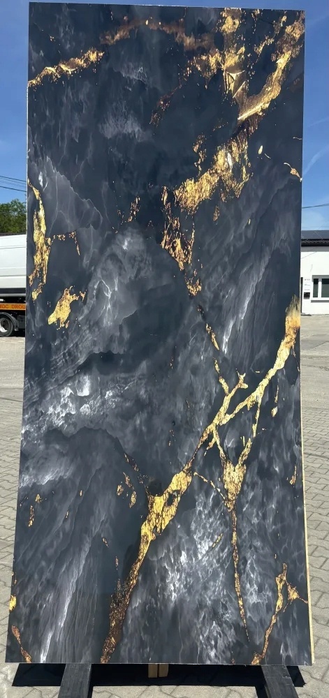 Płyta ŚCIENNA Płyta węglowa PVC BLACK GOLD 280x121,5x0,3cm POŁYSK