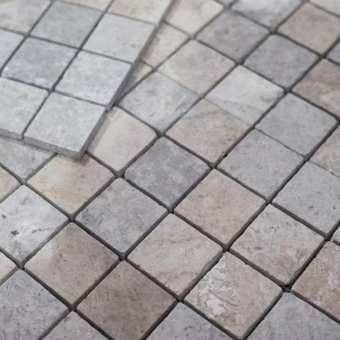 Kamień dekoracyjny Marmur Tundra Grey Mozaika 4,8x4,8x1 cm