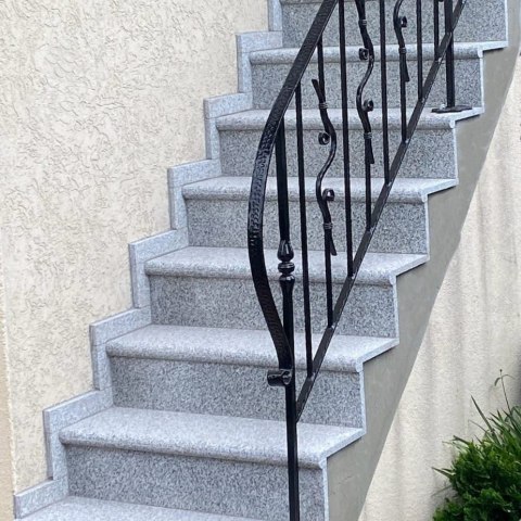 Schodek Granitowy G603 135x35x2 stopnica Bullnose