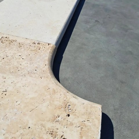 Trawertyn 3cm Kamień Brzegowy narożnik Classic Mix 40,6x61 | Obrzeża do basenu Bullnose