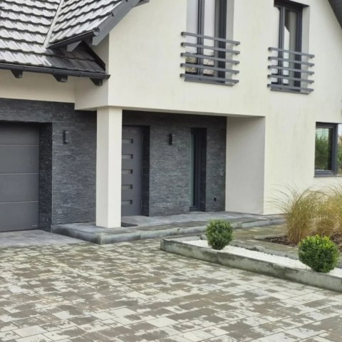 Kamień elewacyjny-dekoracyjny kwarcytowy czarny Stackstone Black 10x36x0,8-1,3 cm