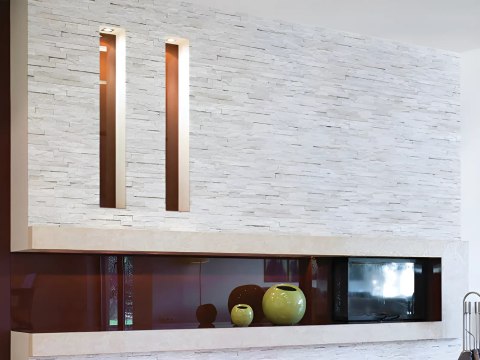 Kamień elewacyjny-dekoracyjny marmur Pure White Stackstone 10x36 cm