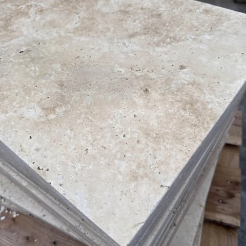 Trawertyn Ivory Classic Mix Bębnowany 61x61x3 cm