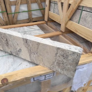 Trawertyn Obrzeże Silver Latte Greige Bębnowany Szlif 100x20x6 | Opornik