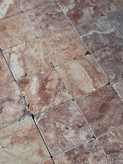 Trawertyn dekoracyjny Pink Old Tumbled 10×10×1 cm