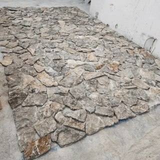 Trawertyn dzikówka / crazy wall Rockface Silver
