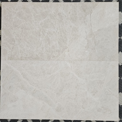 Płytki marmurowe beżowe Vanilla 30,5x61x1,25 cm, wykończenie satynowe