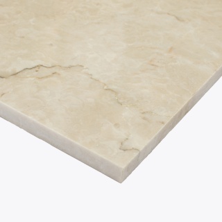 Płytki marmurowe z beżowego marmuru Beige Crystllino Rose w rozmiarze 30,5/61/1,25 cm, wykończenie polerowane