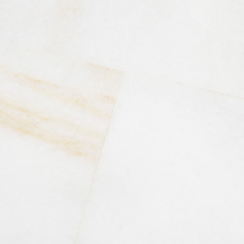 Płytki marmurowe z białego marmuru Bianco Neve Gold w rozmiarze 30,5/61/1,25 cm, wykończenie polerowane
