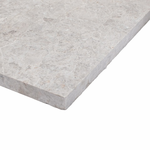 Płytki marmurowe z szarego marmuru Tundra Grey w rozmiarze 30/60/2 cm, wykończenie polerowane
