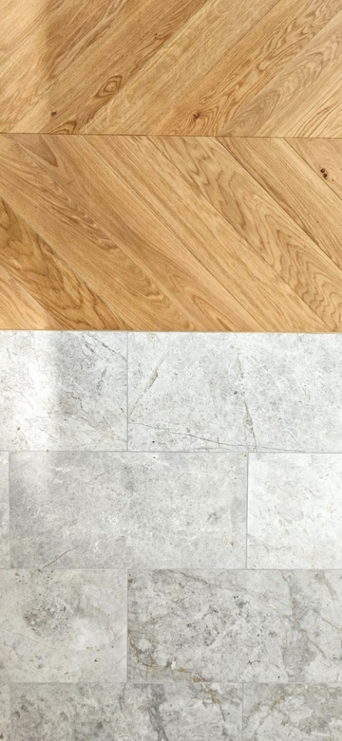 Płytki marmurowe z szarego marmuru Tundra Grey w rozmiarze 30/60/2 cm, wykończenie polerowane