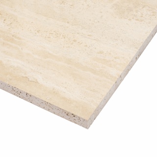 Płytki trawertynowe z beżowego trawertynu Classic Light w rozmiarze 30/60/1,8 cm, wykończenie polerowane