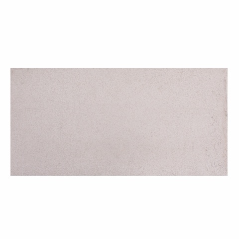 Płytki wapienne z beżowego wapienia Simena w rozmiarze 30,5/fle/1,25 cm, wykończenie piaskowane