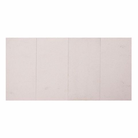 Płytki wapienne z beżowego wapienia Simena w rozmiarze 30,5/fle/1,25 cm, wykończenie piaskowane