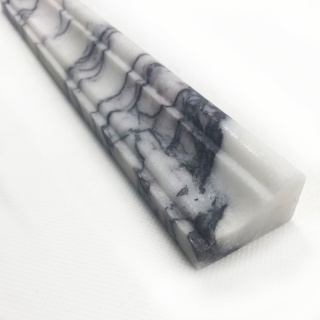 Dekor cornice marmurowy z białego marmuru lilac 30,5/4,5/2,7 cm, wykończenie satynowe