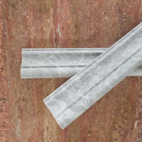 Dekor cornice marmurowy z szarego marmuru Nordic Grey 30,5/4,5/2,7 cm, wykończenie satynowe