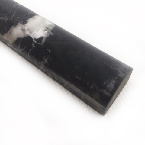 Listwy dekoracyjne Pencil z czarnego marmuru black silk wykończenie polerowane