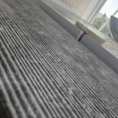 Płytki marmurowe ryflowane Tundra Grey w rozmiarze 30,5x61x1,25 cm, wykończenie bamboo