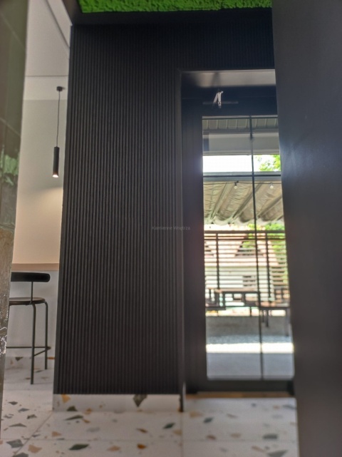 Lamele WPC ścienne dekoracyjne na płycie Wergo BLACK 300x11x1,8cm MATOWE