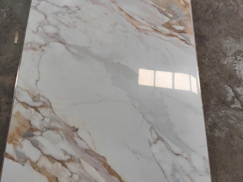 Płyta ŚCIENNA Panel wodoodporny PVC CARRARA GOLD 280x122x0,3cm POŁYSK