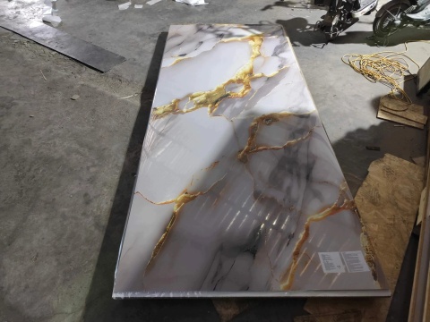 Płyta ŚCIENNA Panel wodoodporny PVC PRESTIGE GOLD 280x122x0,3cm POŁYSK